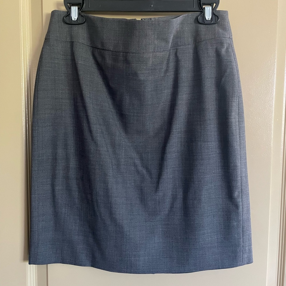 Banana Republic Gray Pencil Skirt Size 8P